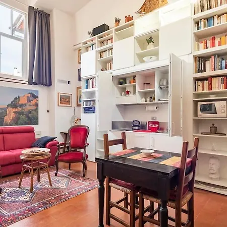 Apartment - Anthurium