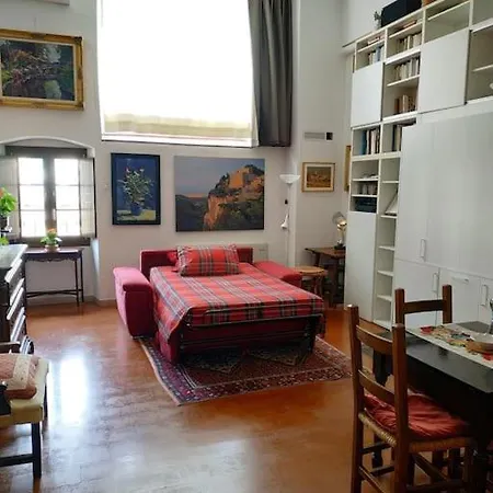 - Anthurium Apartment *